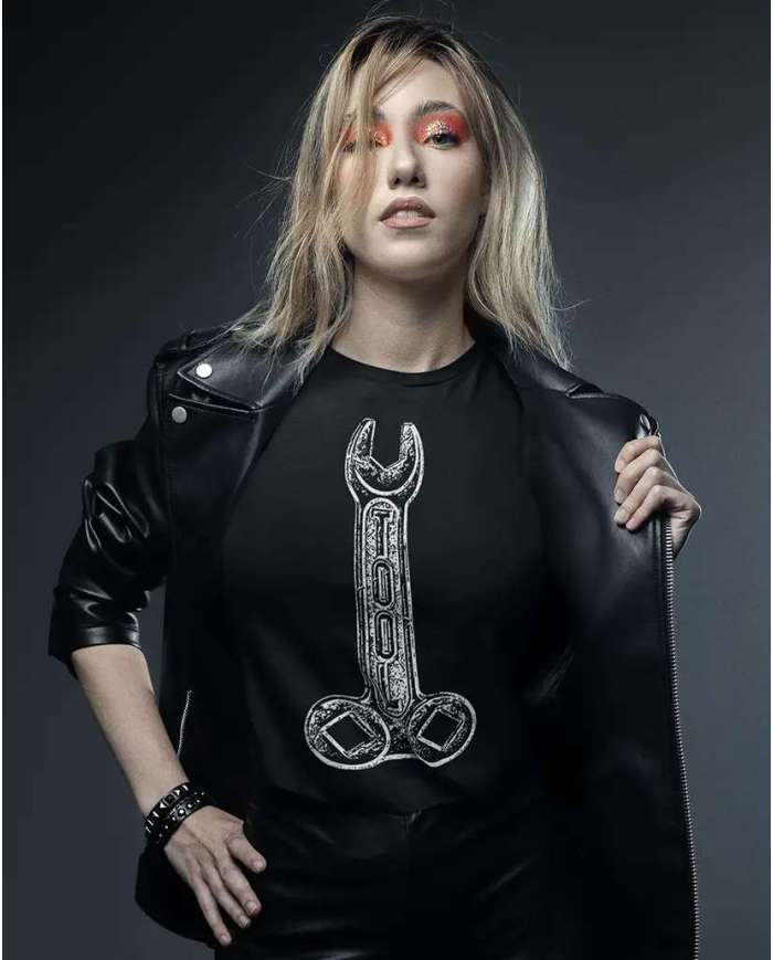 Camiseta Estampada Tool Wrench 🤟 Calidad Premium