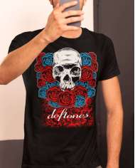 Camiseta Estampada Deftones Skull Colors 🤟 Calidad Premium